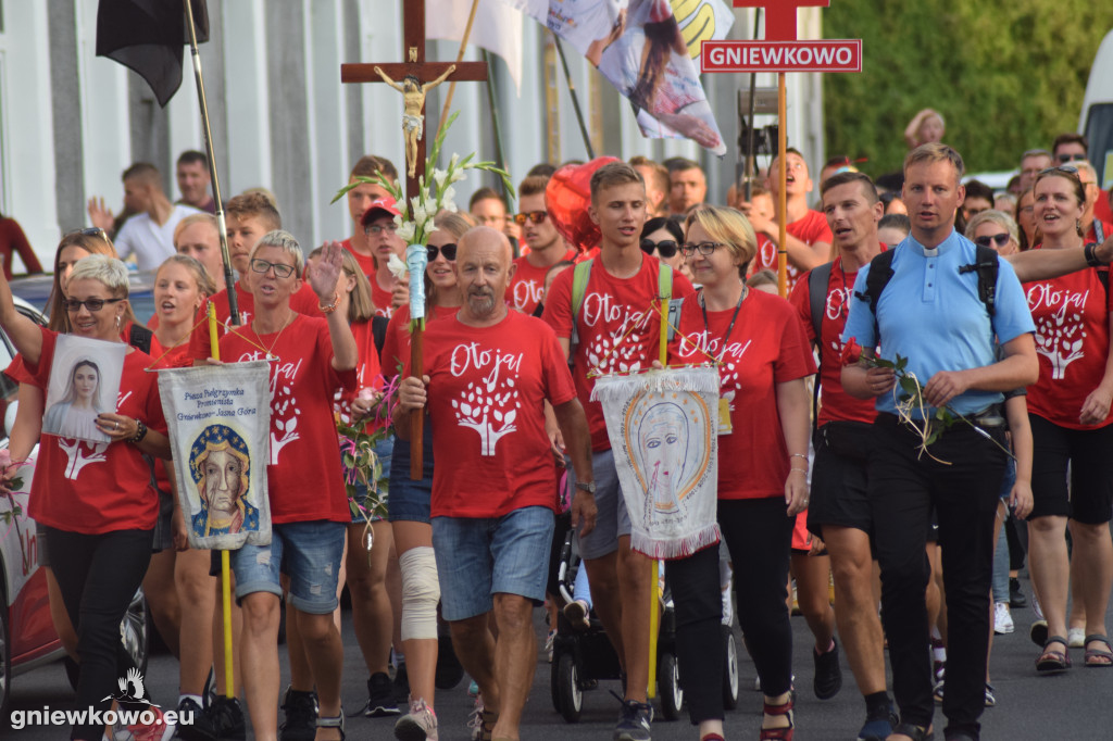Powrót pielgrzymów z Jasnej Góry