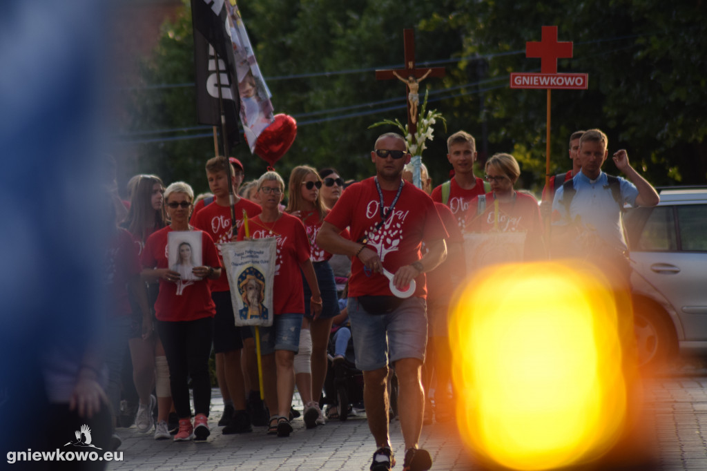 Powrót pielgrzymów z Jasnej Góry