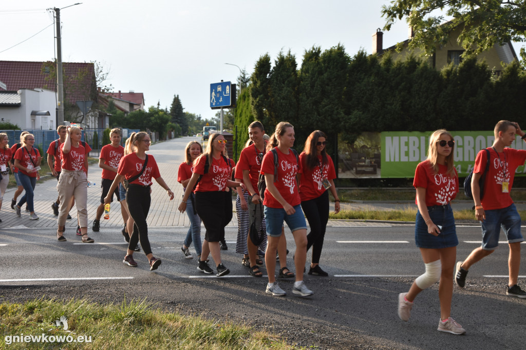 Powrót pielgrzymów z Jasnej Góry
