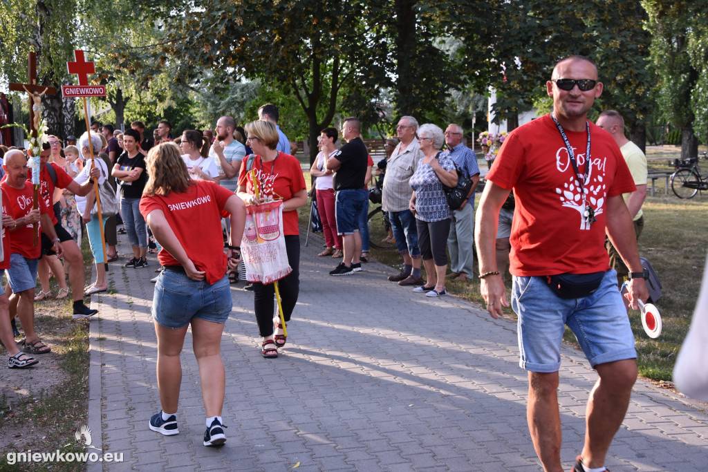 Powrót pielgrzymów z Jasnej Góry