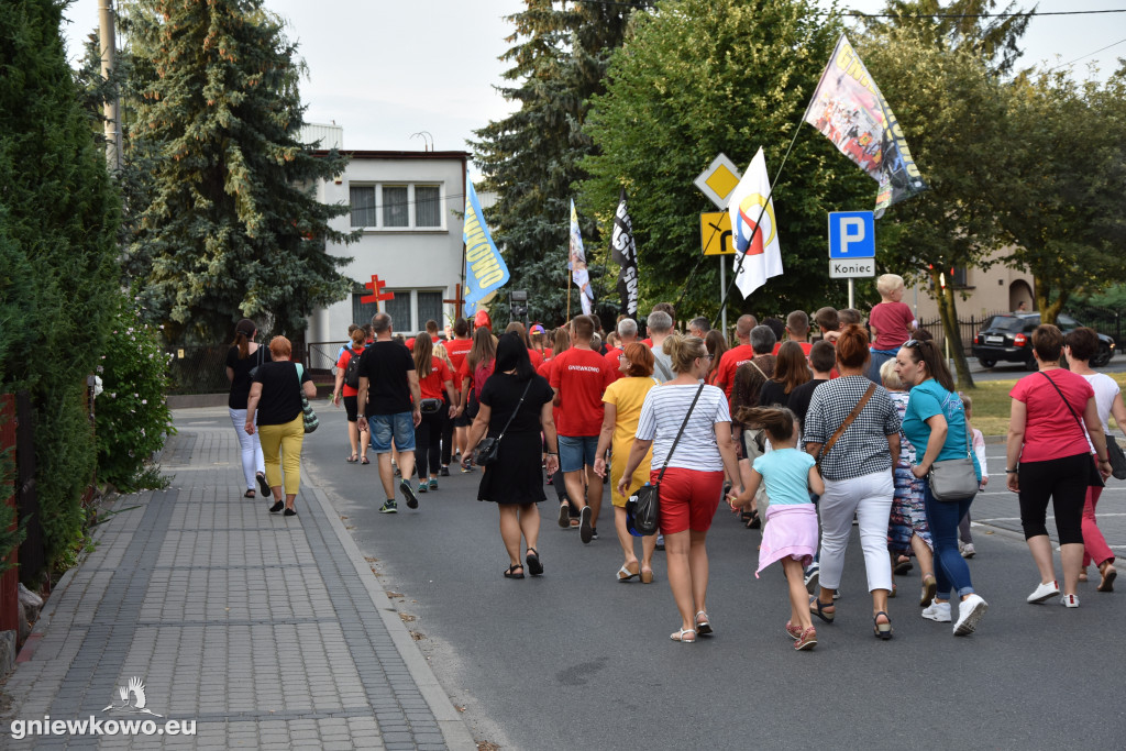 Powrót pielgrzymów z Jasnej Góry