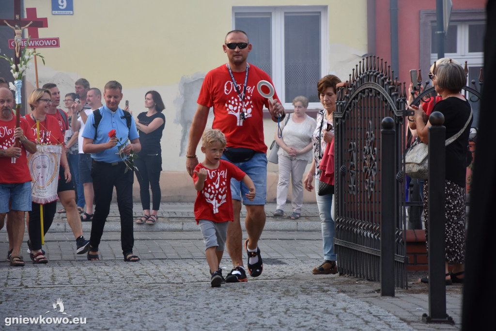 Powrót pielgrzymów z Jasnej Góry