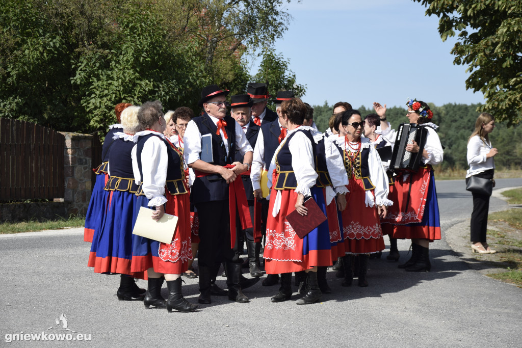 Dożynki parafialne w Zajezierzu