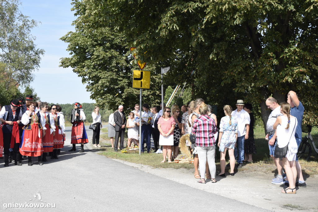 Dożynki parafialne w Zajezierzu