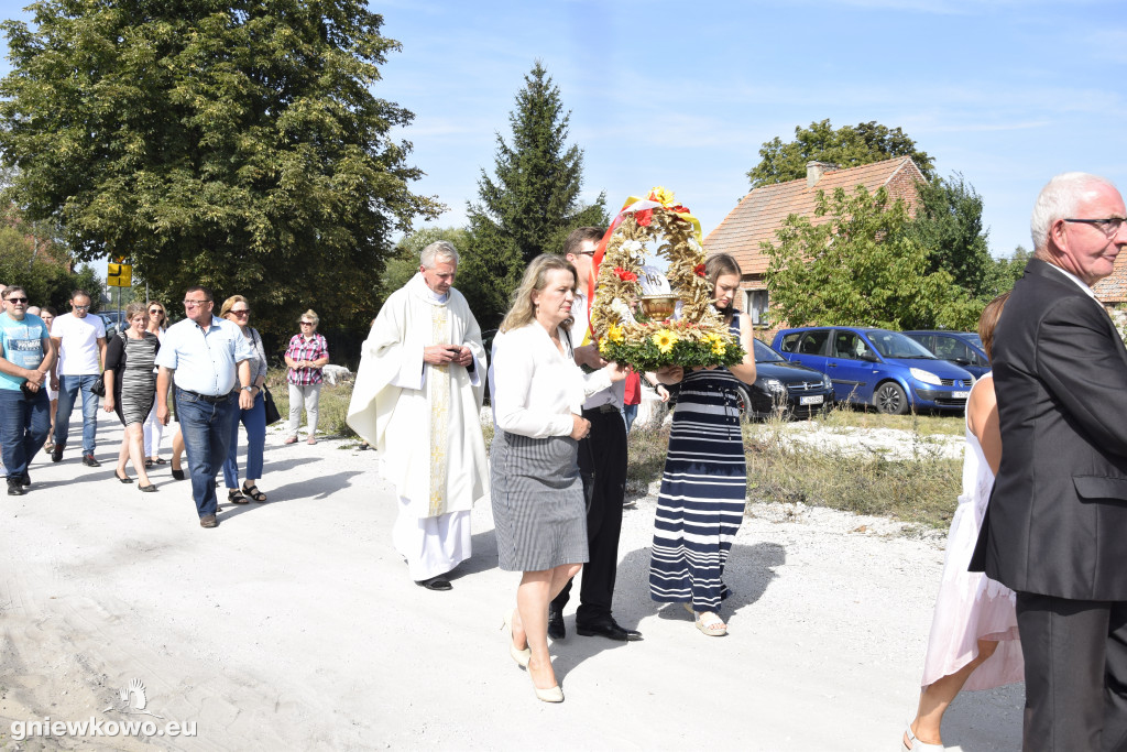 Dożynki parafialne w Zajezierzu