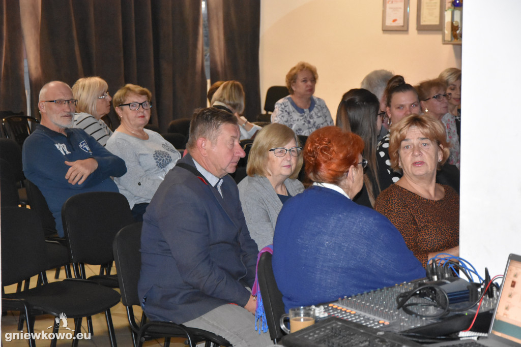 Zielona Gęś na Herbatce u Starszych Panów