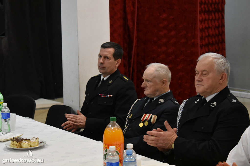 Walne zebranie OSP Gniewkowo i uhonorowanie dha Głuszaka