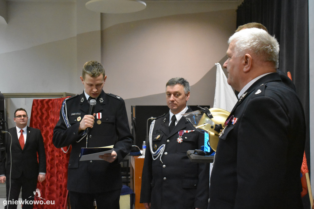 Walne zebranie OSP Gniewkowo i uhonorowanie dha Głuszaka