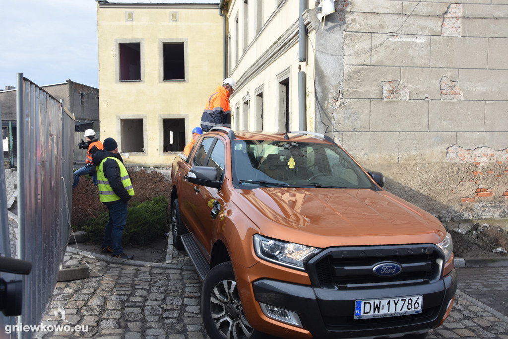 Wyburzanie kamienicy na Rynku