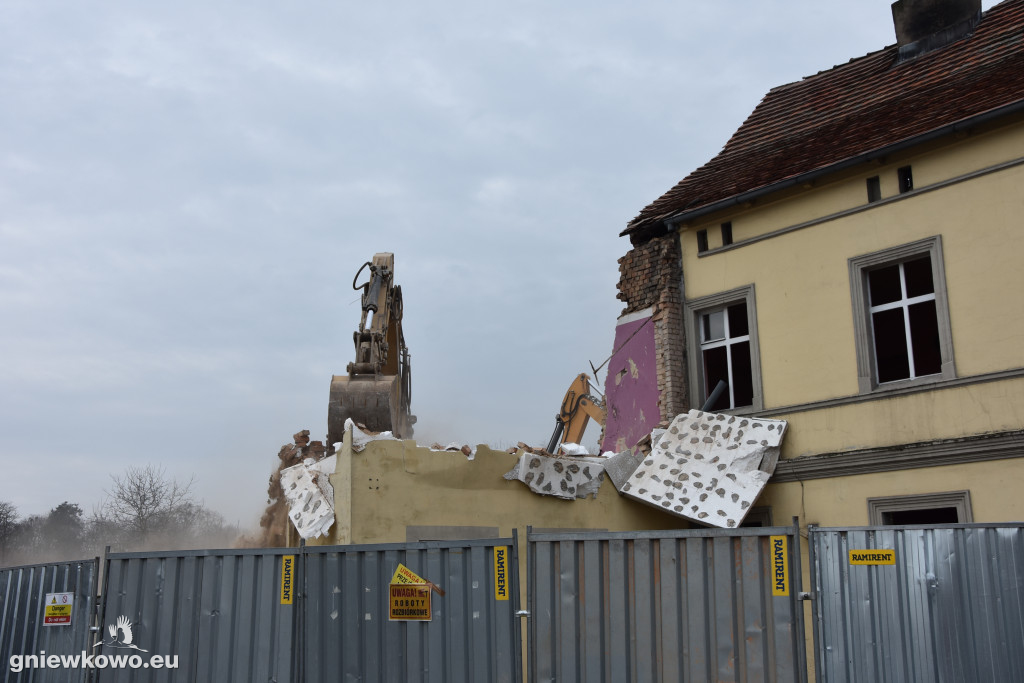 Wyburzanie kamienicy na Rynku