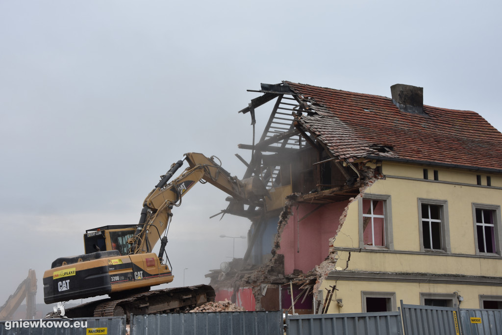 Wyburzanie kamienicy na Rynku