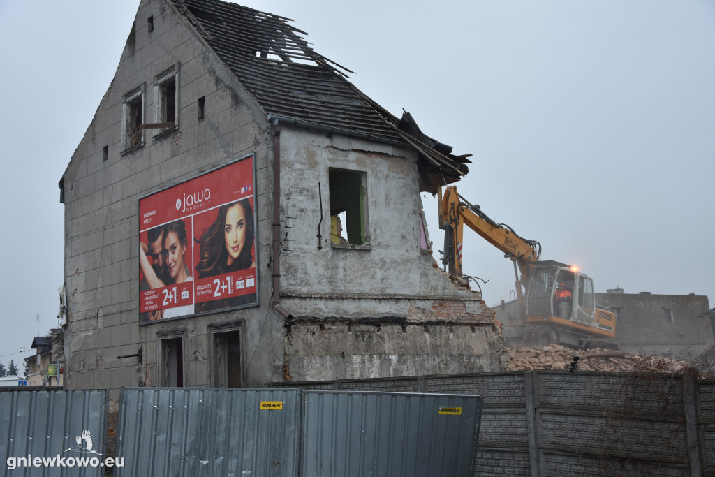 Wyburzanie kamienicy na Rynku