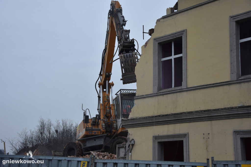 Wyburzanie kamienicy na Rynku