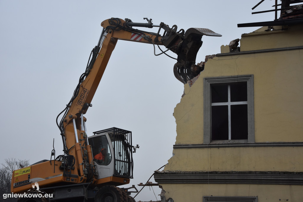 Wyburzanie kamienicy na Rynku