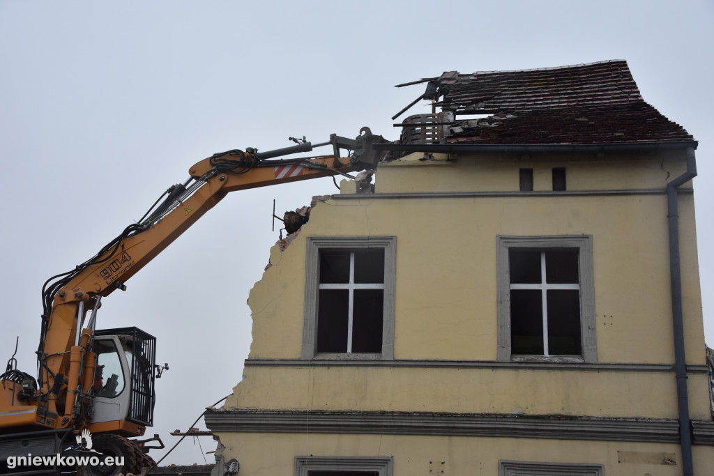 Wyburzanie kamienicy na Rynku