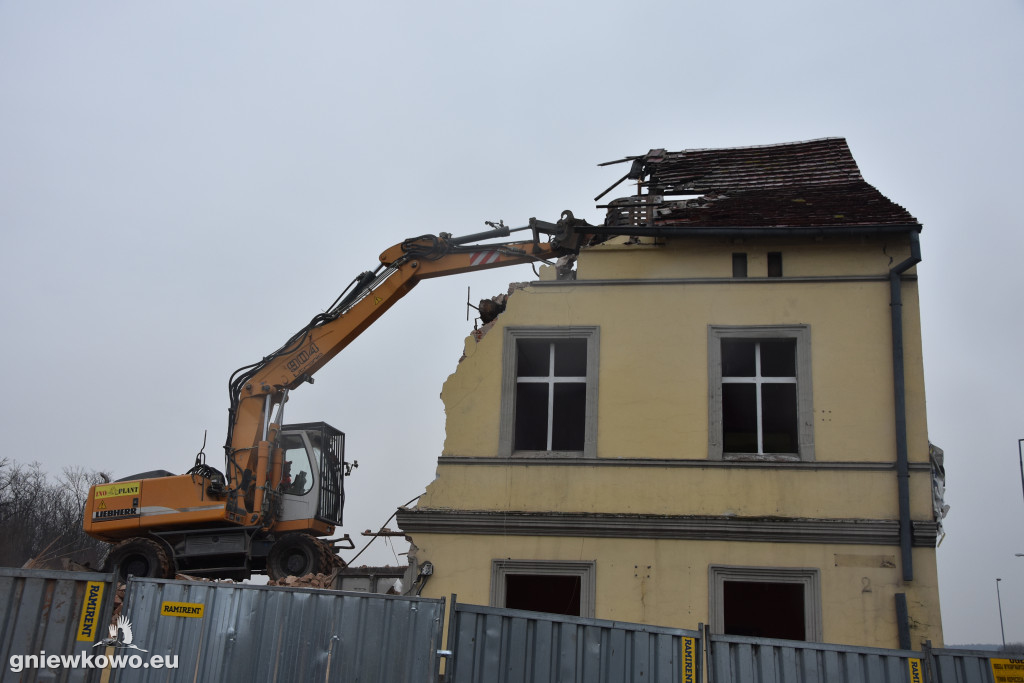 Wyburzanie kamienicy na Rynku