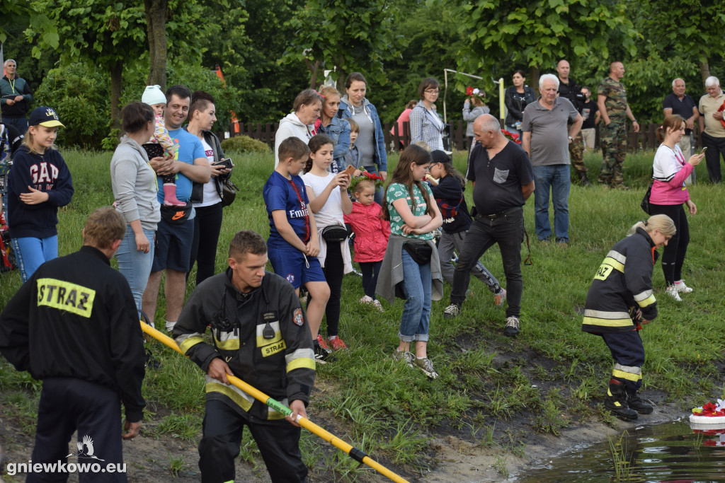 Noc Świętojańska nad stawkiem