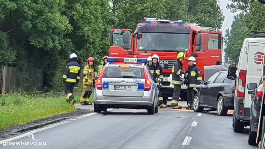 Wypadek na DK 15 w Wielowsi