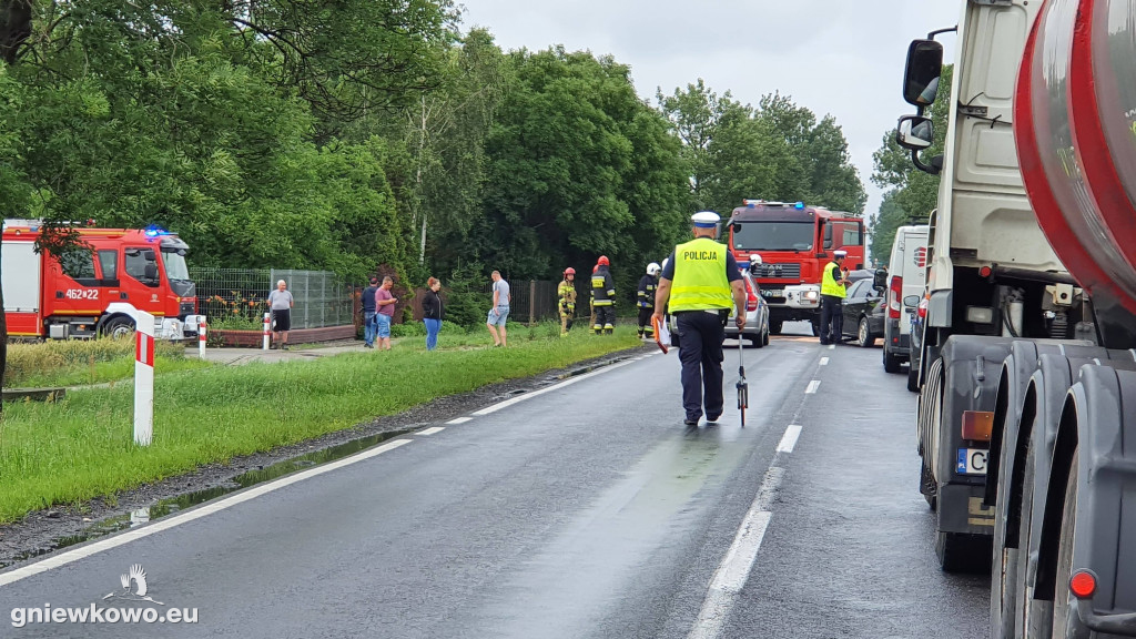 Wypadek na DK 15 w Wielowsi