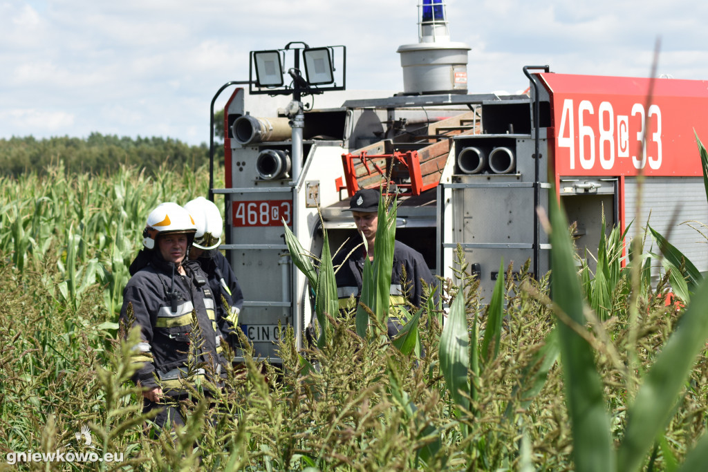Pożar stogu w Bąkowie 31.07.2020