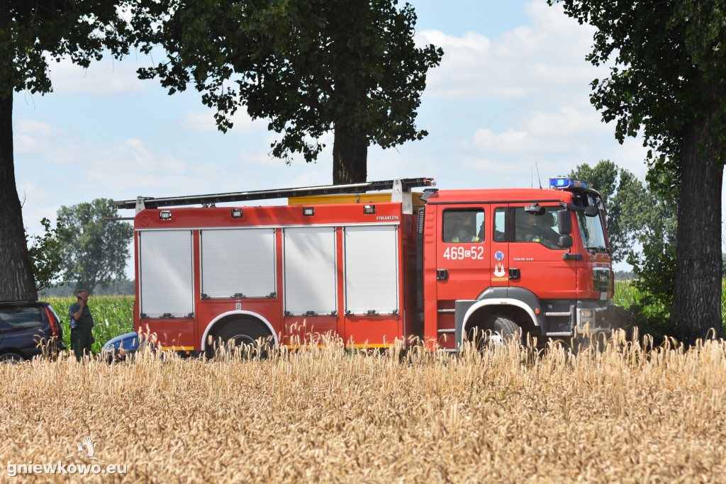 Pożar stogu w Bąkowie 31.07.2020