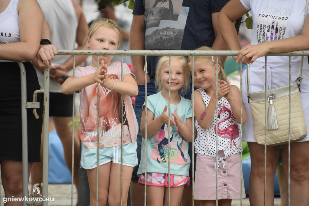 Koncert zespołów Bayer Full i Baby Full