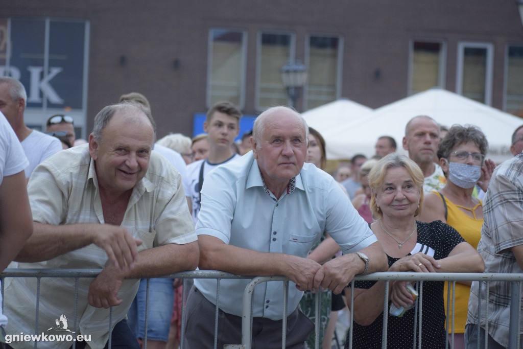 Koncert zespołów Bayer Full i Baby Full