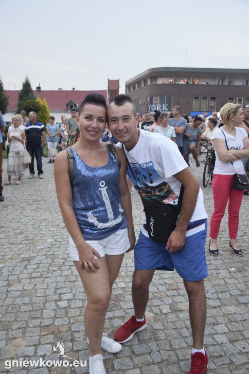 Koncert zespołów Bayer Full i Baby Full