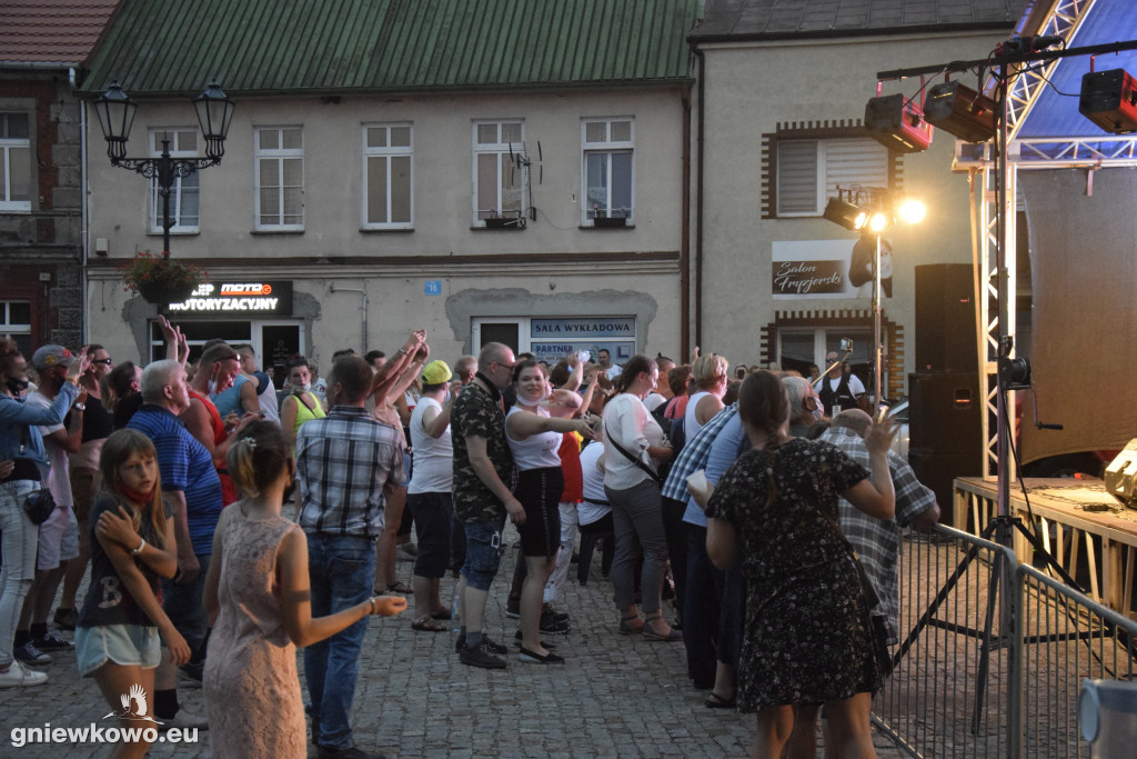 Koncert zespołów Bayer Full i Baby Full