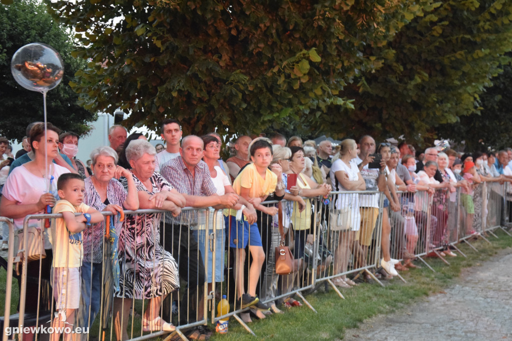 Koncert zespołów Bayer Full i Baby Full