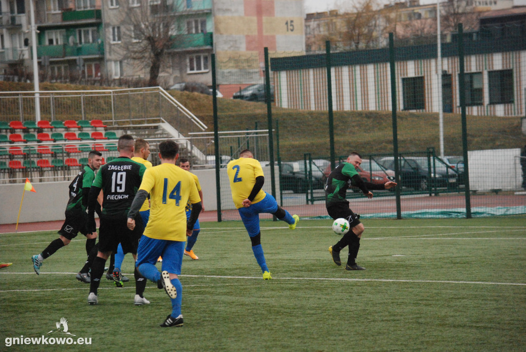 Zagłębie Piechcin - Mikrus 13.3.21