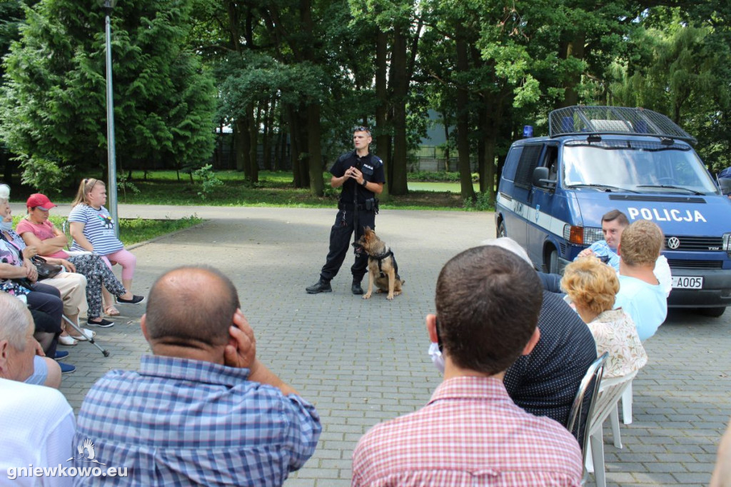 Policjanci z wizytą w ŚDS