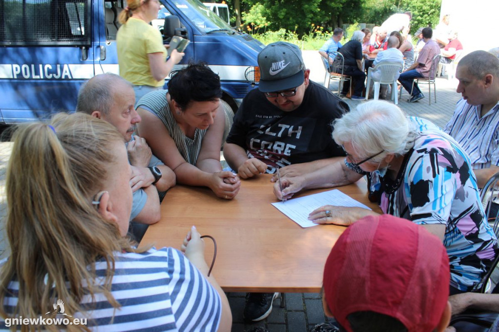 Policjanci z wizytą w ŚDS
