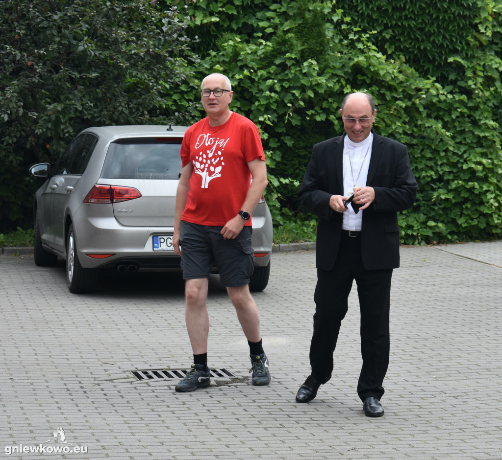 Pielgrzymka wyruszyła z Gniewkowa na Jasną Górę
