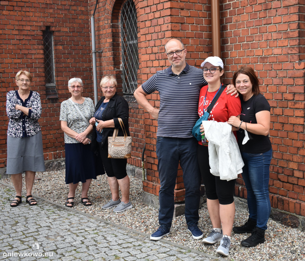 Pielgrzymka wyruszyła z Gniewkowa na Jasną Górę