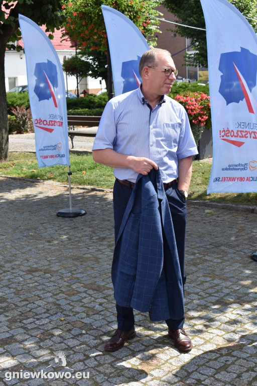 Posłowie i senator PO w Gniewkowie