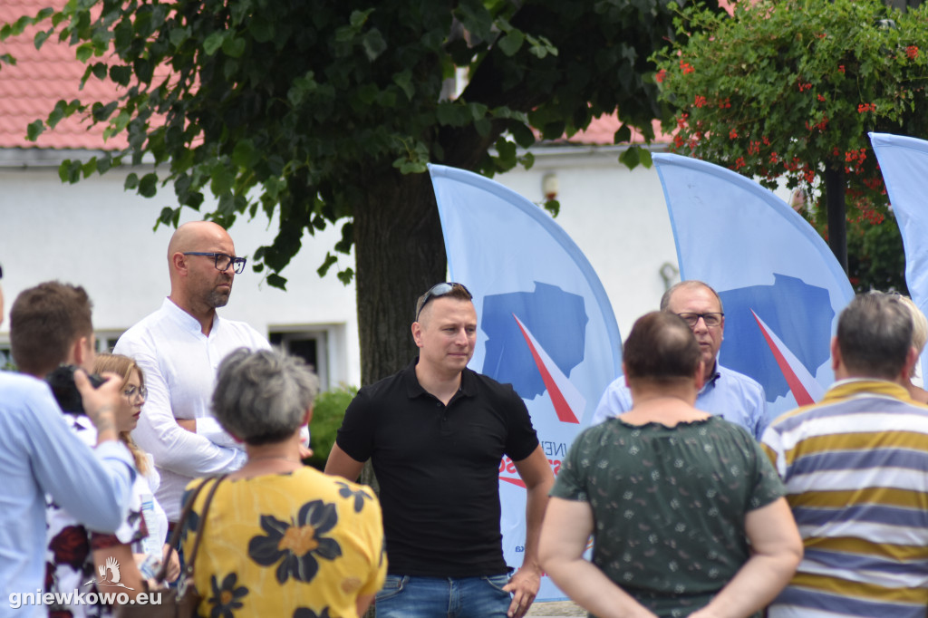 Posłowie i senator PO w Gniewkowie