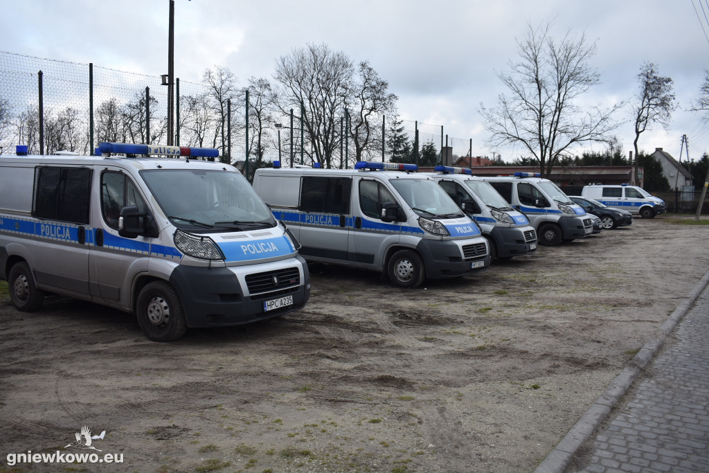 Ćwiczenia policji na Stadionie Miejskim