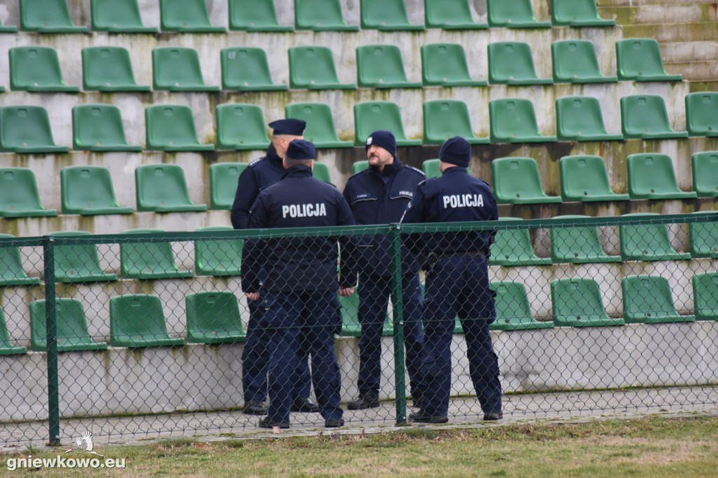 Ćwiczenia policji na Stadionie Miejskim