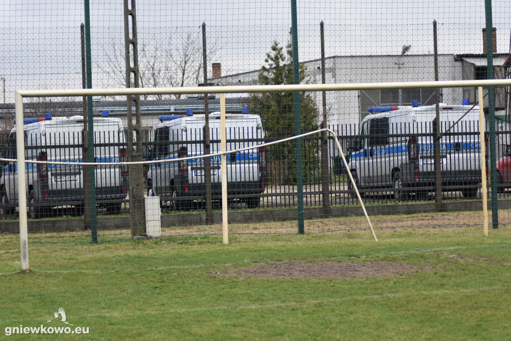 Ćwiczenia policji na Stadionie Miejskim