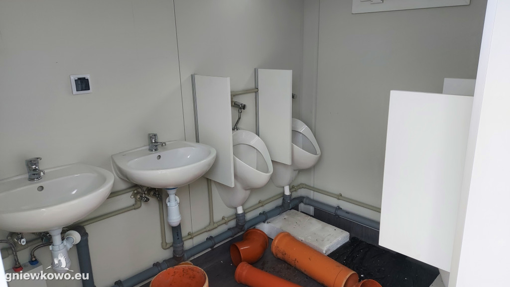 Kontener stanął na Stadionie Miejskim