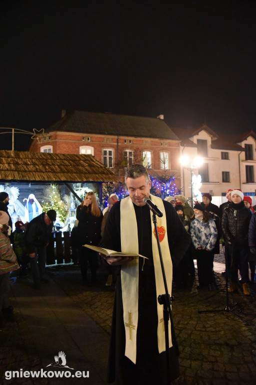 Otwarcie stajenki bożonarodzeniowej na Rynku