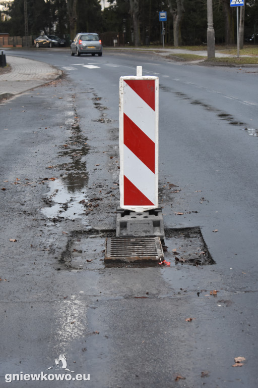 Dziury na ulicy Powstańców Wielkopolskich