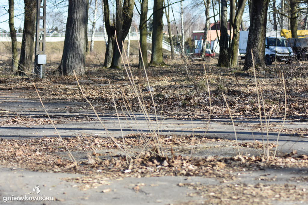 Park Wolności w marcu 2022