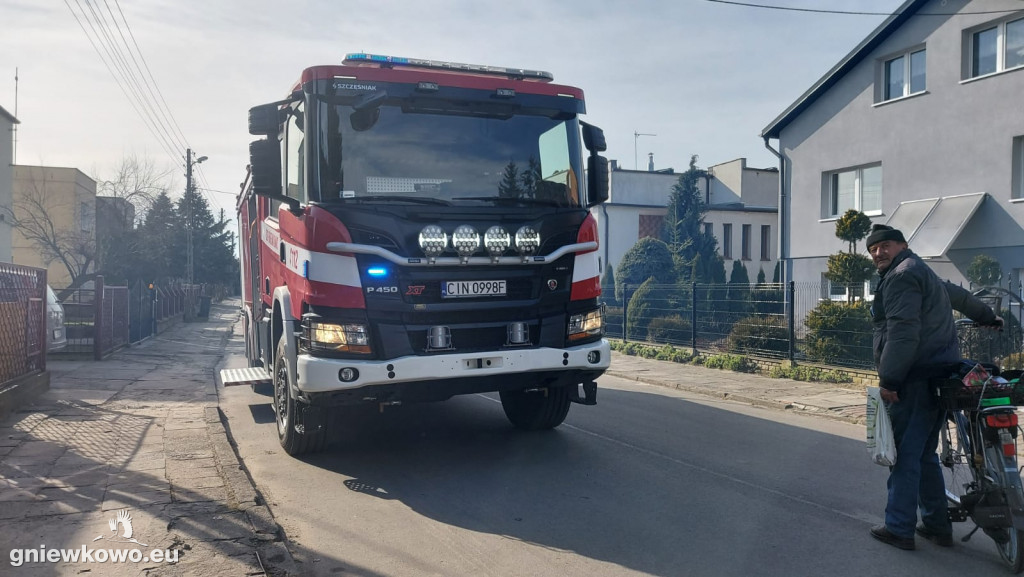 Pożar sadzy w kominie przy ul. Sikorskiego
