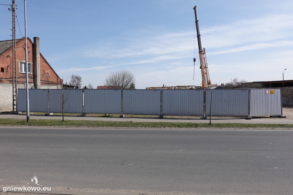 Budowa budynku komunalnego przy Cmentarnej