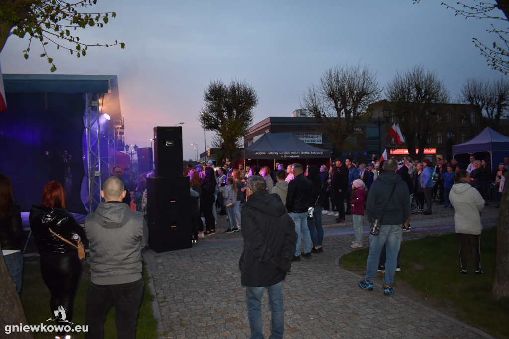 Koncert Nowatora na Rynku