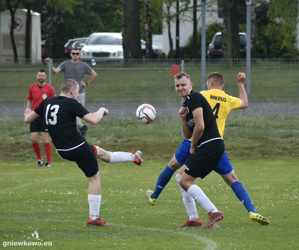 Dąb Bąkowo - Mikrus 7.5.22