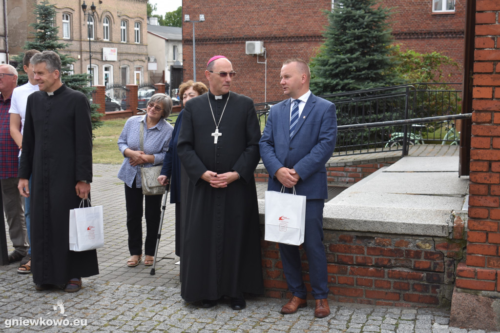 Pielgrzymka ruszyła z Gniewkowa do Częstochowy
