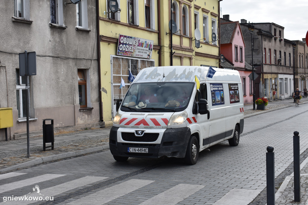 Pielgrzymka ruszyła z Gniewkowa do Częstochowy